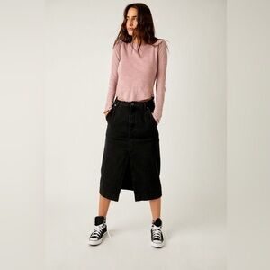 We The Free Wild Roses Black Denim Midi Skirt Sz 29 Coastal Cowgirl Streetwear